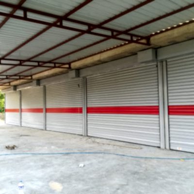 elektrikli kepenk fiyatları ile unulan bu sistemler aynı renkte ve aynı ölçülerde olup güzel bir görüntü sunmaktadır